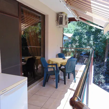 Gorski Kat Gæstehus Kiten (Burgas)