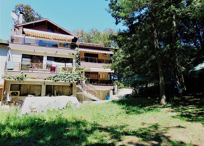 بيت ضيافة Gorski Kat كيتن